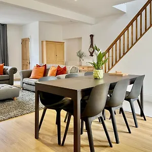 https://the-annex-central-helmsley-with-parking.yorkshirehotels.net